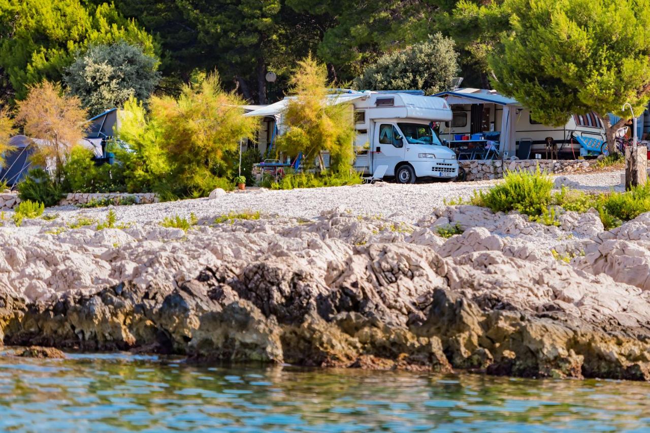CAMP ADRIATIC PITCHES -Primošten