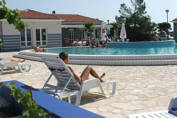 Camping Peroš